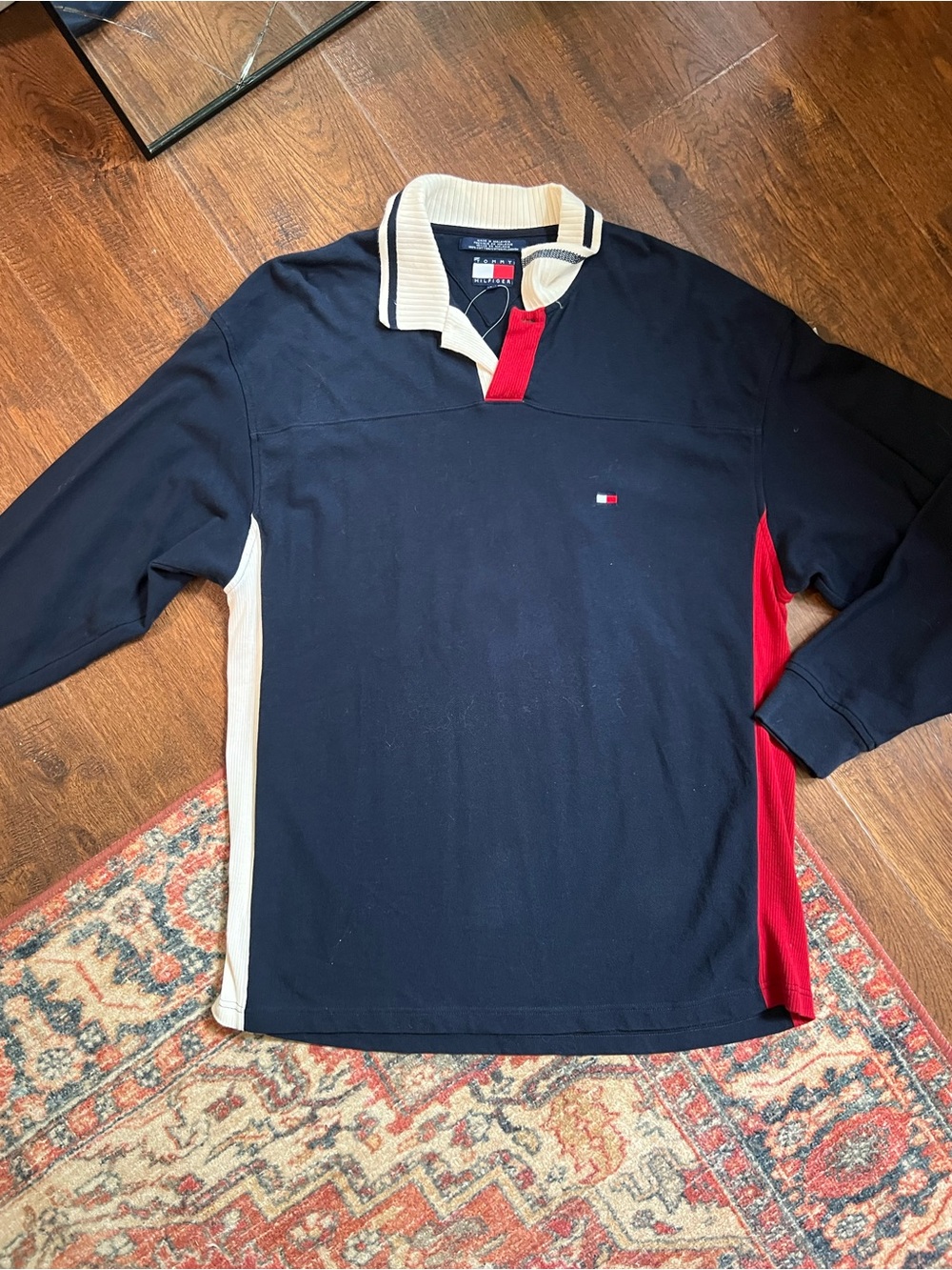 Vintage 90’s TOMMY HILFIGER rugby shirt